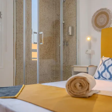 Rooms City 3*