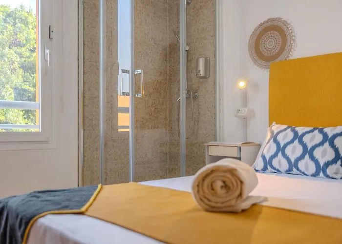Rooms City 3*