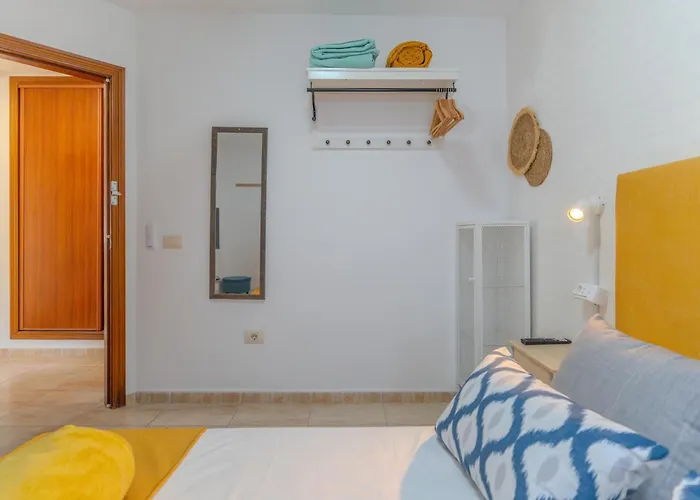 בית הארחה Rooms City סן איסידרו